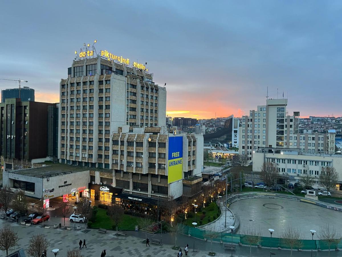 Super Central & Panoramic Nick'S Apartment Pristina Exterior photo